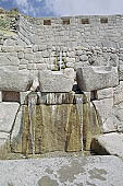 Cusco, Tambomachay the bath of the Inca, ceremonial fountain 